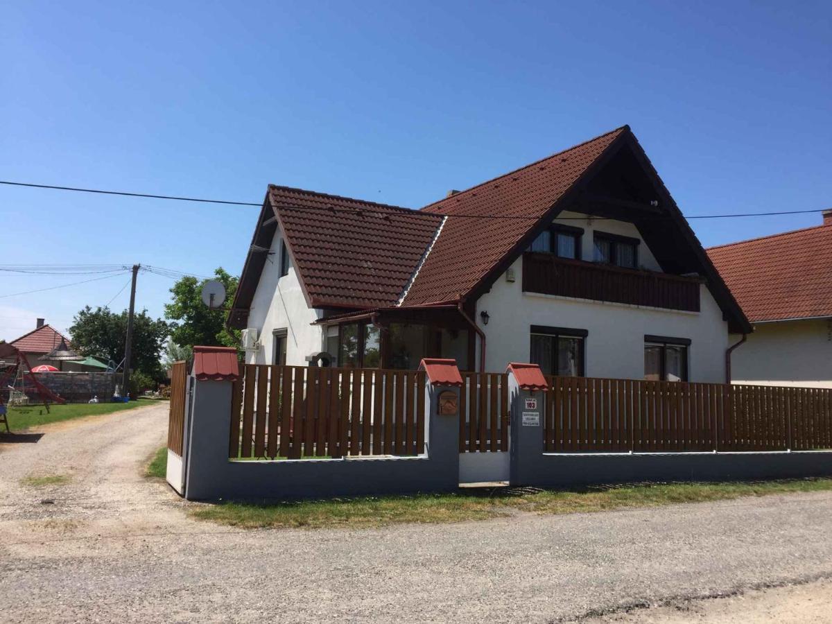 House And Apartment Balatonmariafuerdo 19319 Jozseftelep Exterior foto